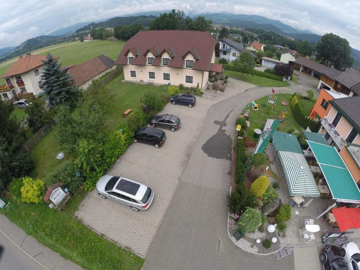 Restaurant Gaestehaus Seiger Sankt Lorenzen bei Knittelfeld Esterno foto