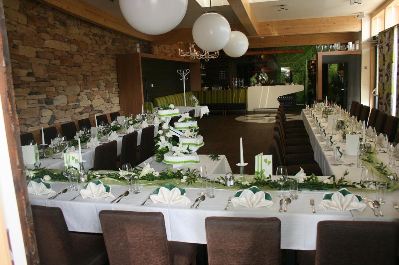 Restaurant Gaestehaus Seiger Sankt Lorenzen bei Knittelfeld Esterno foto